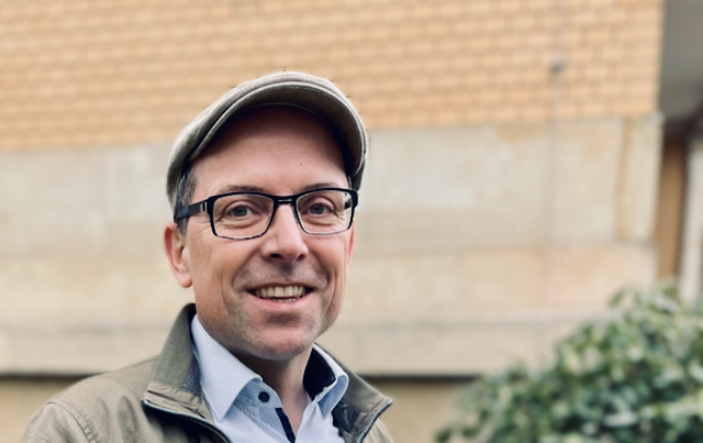 Media picture: Proposing Dirk Spannaus